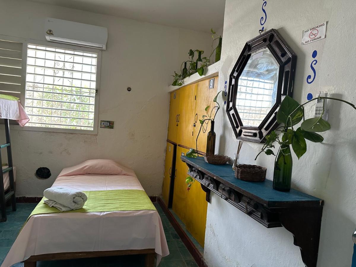 Hostel 35 Вальядолід Екстер'єр фото